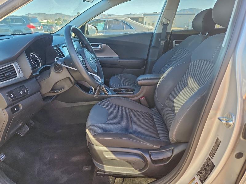 Фото 7 - KIA NIRO