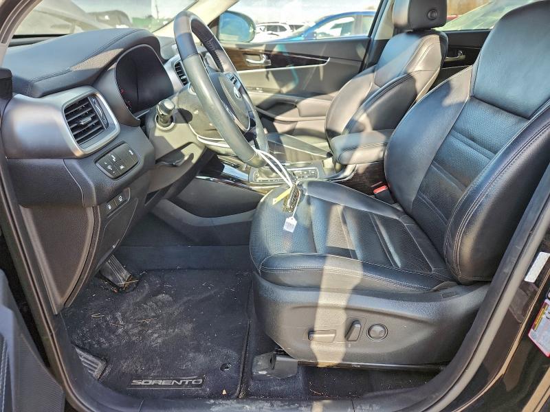 Фото 7 - KIA SORENTO