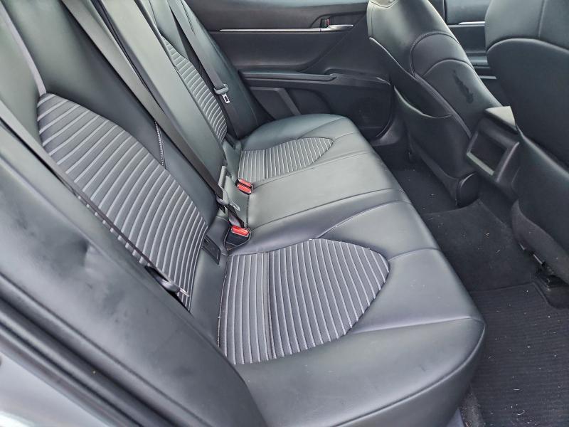 Фото 10 - TOYOTA CAMRY