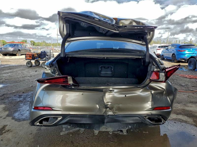 Фото 6 - LEXUS ES350