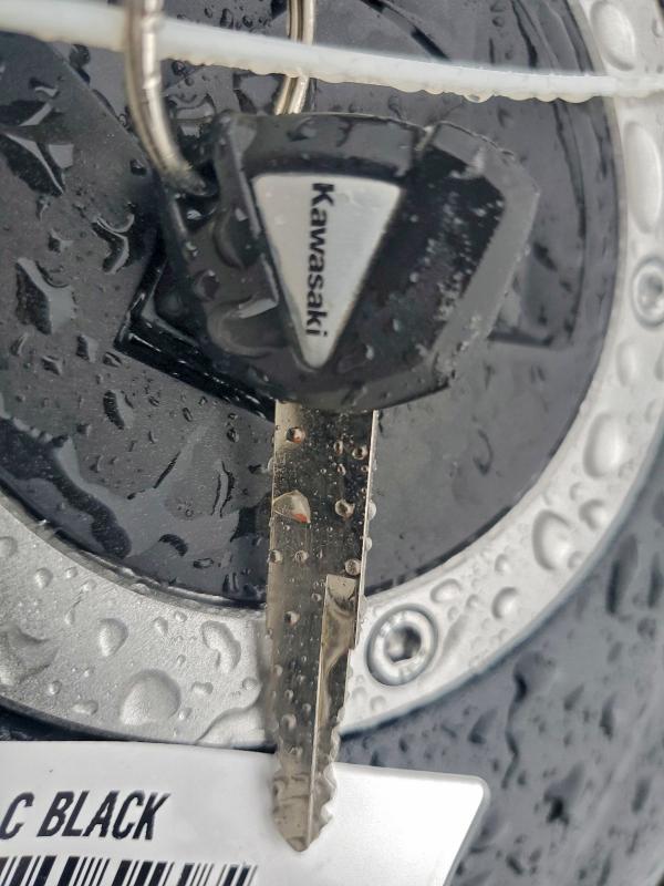 KAWASAKI NINJA 650 2025