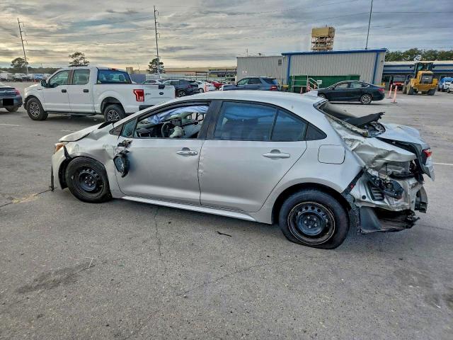 Фото 2 - TOYOTA COROLLA