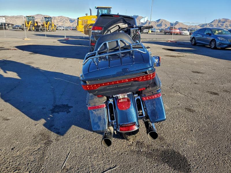 HARLEY-DAVIDSON FL 2016