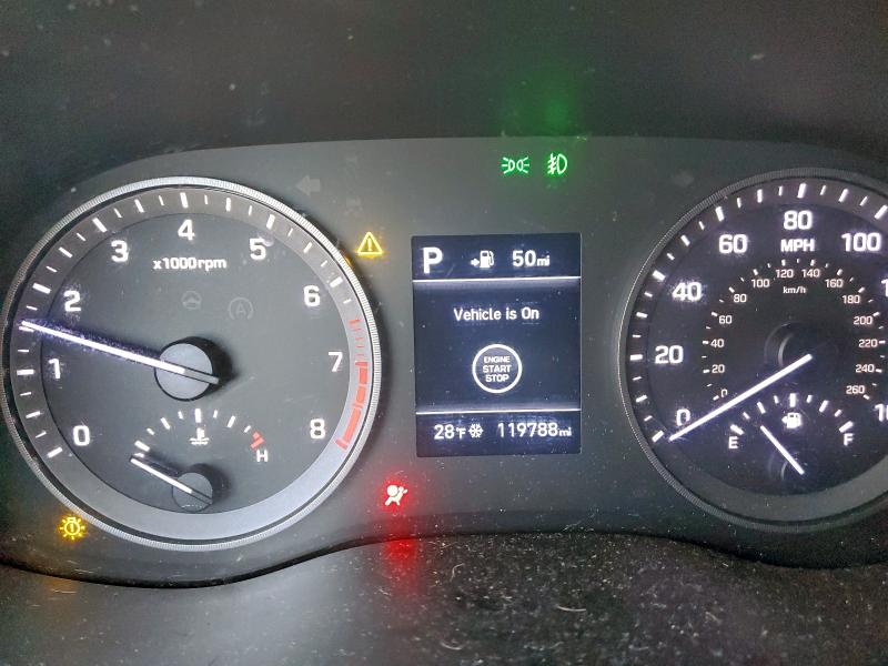 Фото 9 - HYUNDAI TUCSON