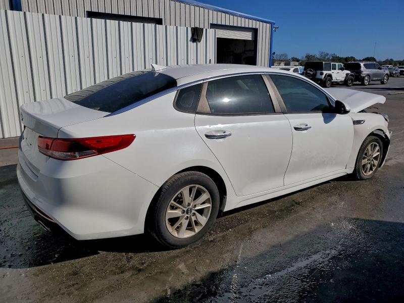 Фото 3 - KIA OPTIMA