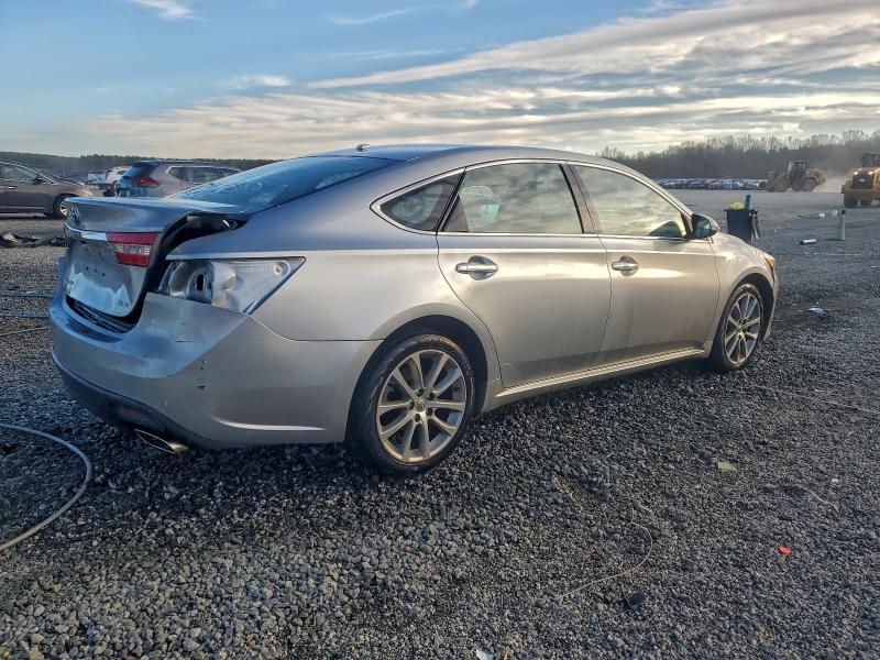 Фото 3 - TOYOTA AVALON