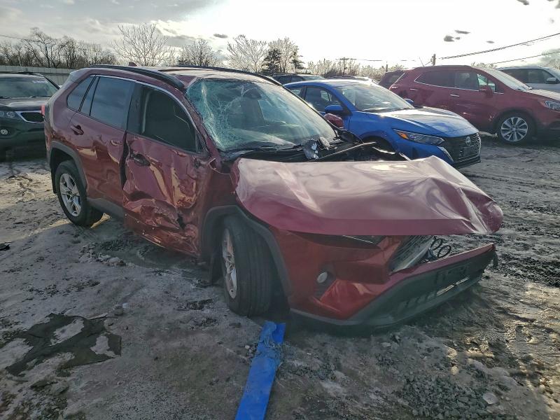 Фото 4 - TOYOTA RAV4