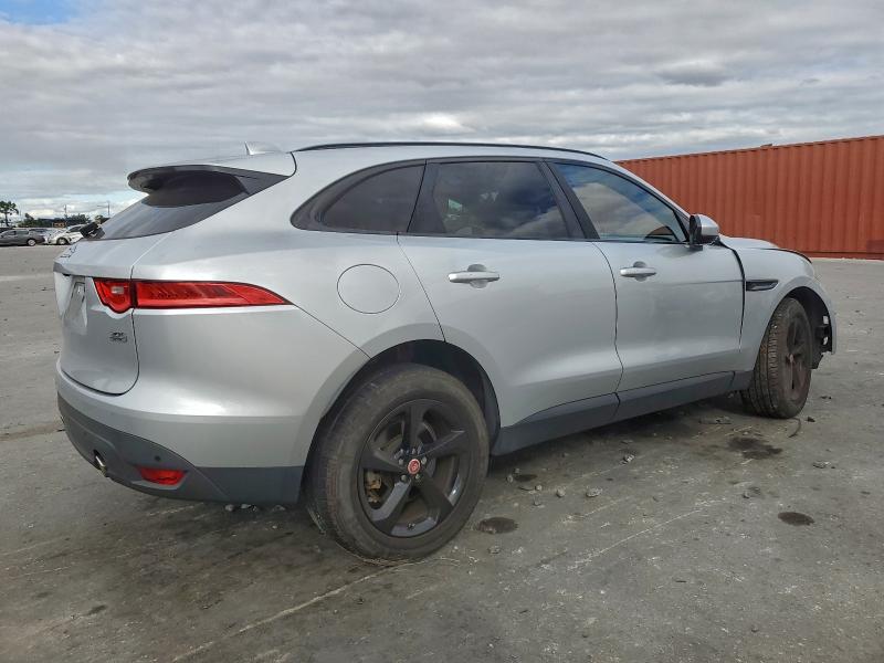 Фото 3 - JAGUAR F-PACE