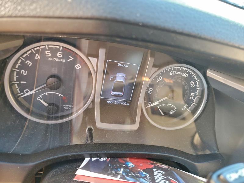 Фото 9 - TOYOTA TACOMA