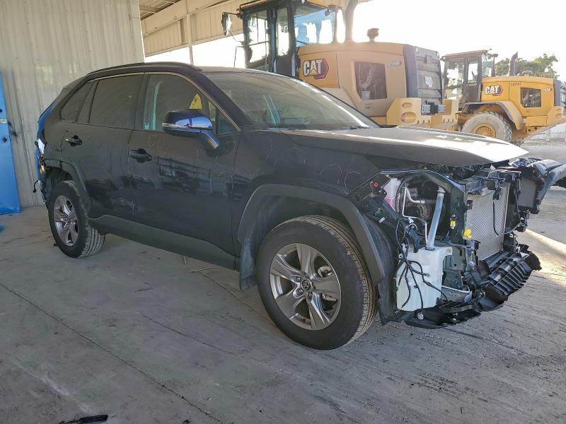 Фото 4 - TOYOTA RAV4