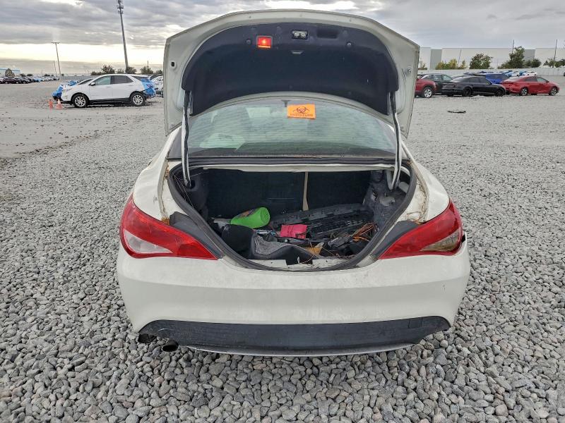 Фото 6 - MERCEDES-BENZ CLA-CLASS