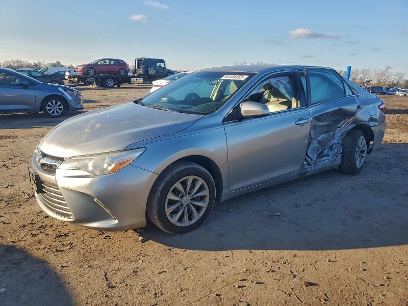 Фото 1 - TOYOTA CAMRY