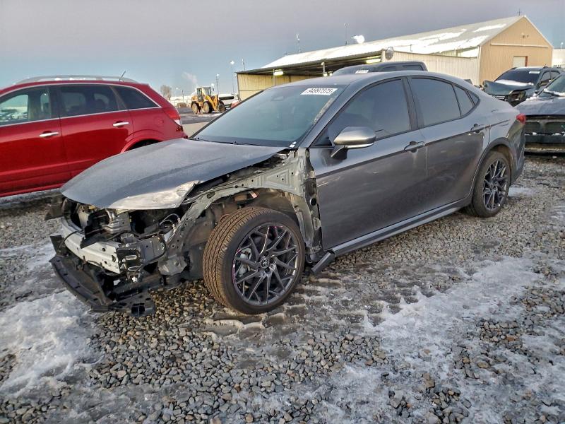 Фото 1 - TOYOTA CAMRY