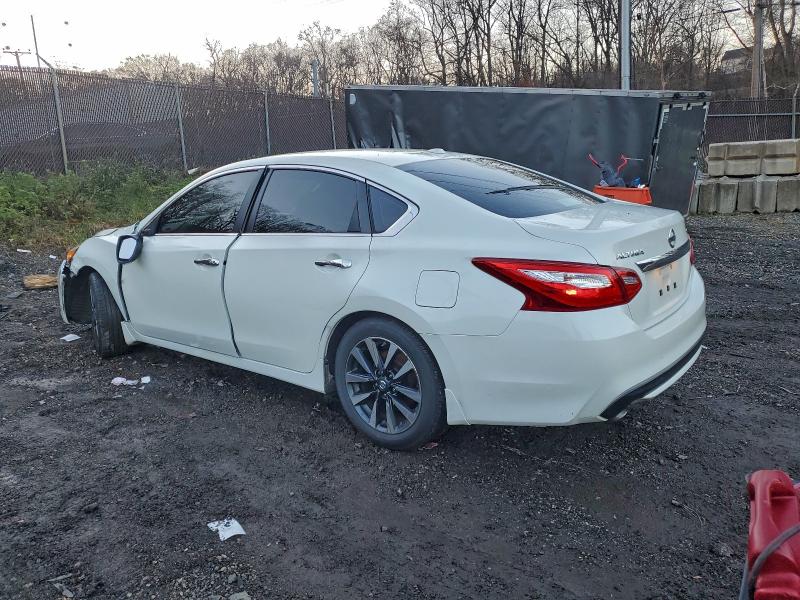 Фото 2 - NISSAN ALTIMA