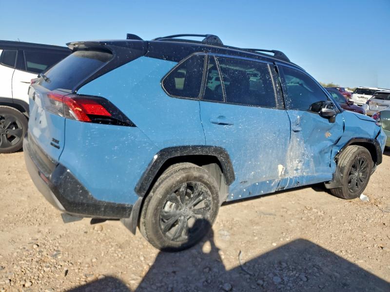 Фото 3 - TOYOTA RAV4