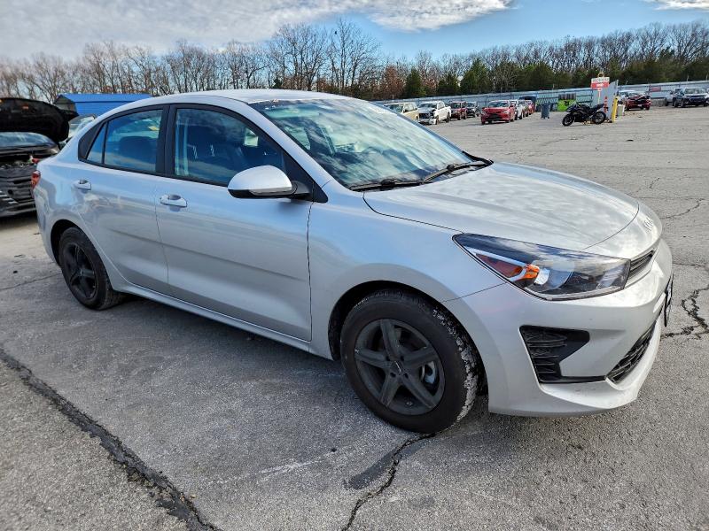 Фото 4 - KIA RIO