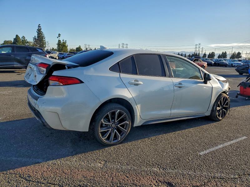 Фото 3 - TOYOTA COROLLA