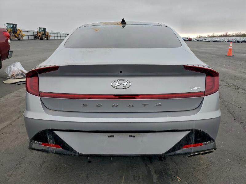 Фото 6 - HYUNDAI SONATA