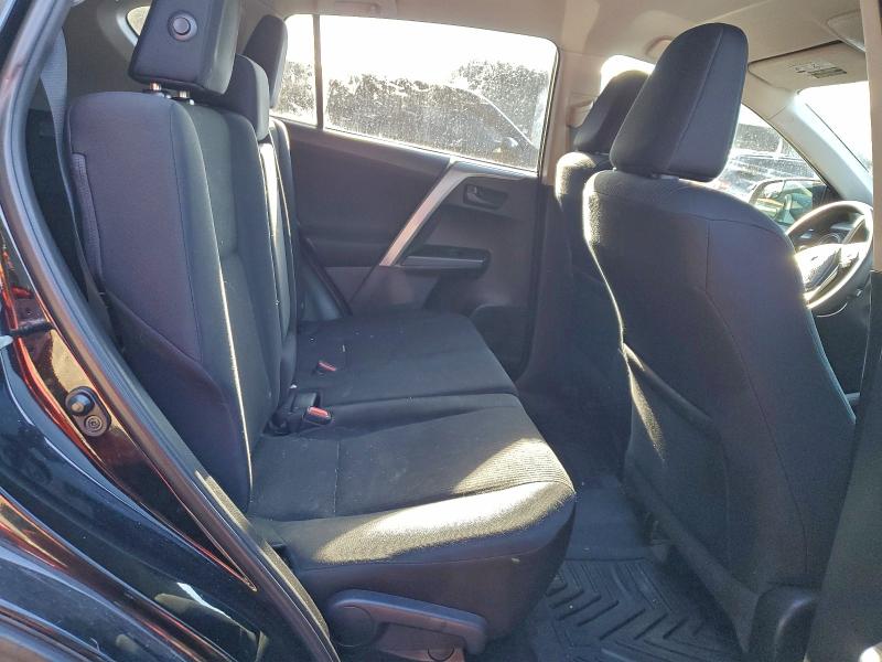 Фото 11 - TOYOTA RAV4