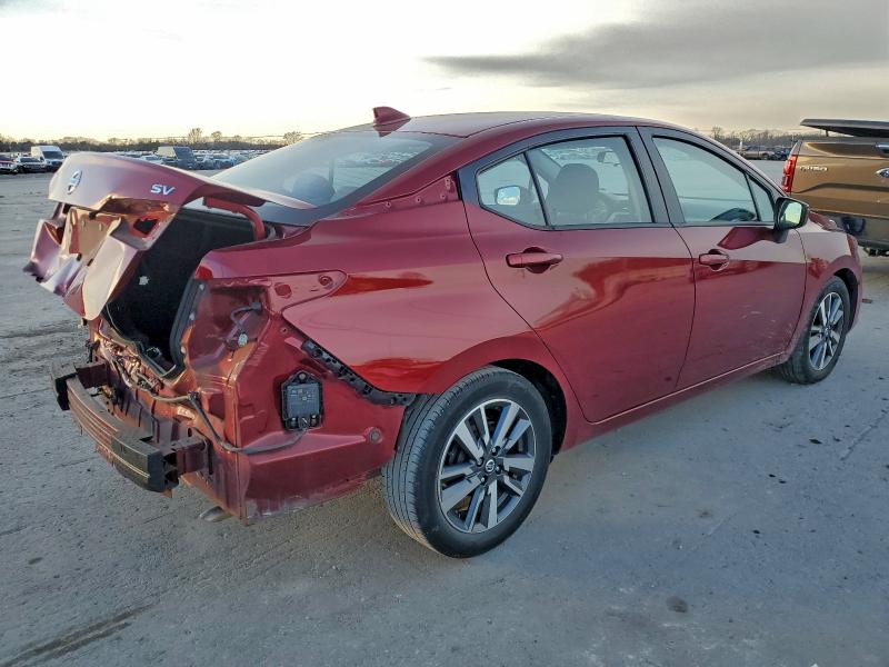 Фото 3 - NISSAN VERSA