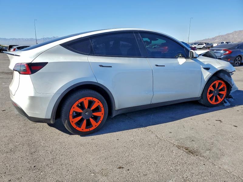 Фото 3 - TESLA MODEL Y