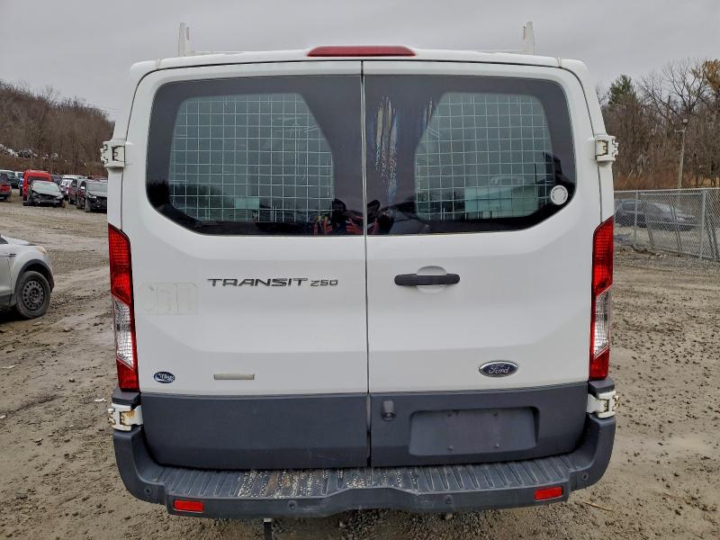 Фото 6 - FORD TRANSIT
