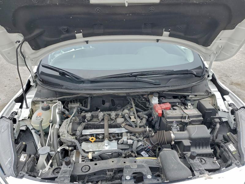 Фото 11 - NISSAN VERSA