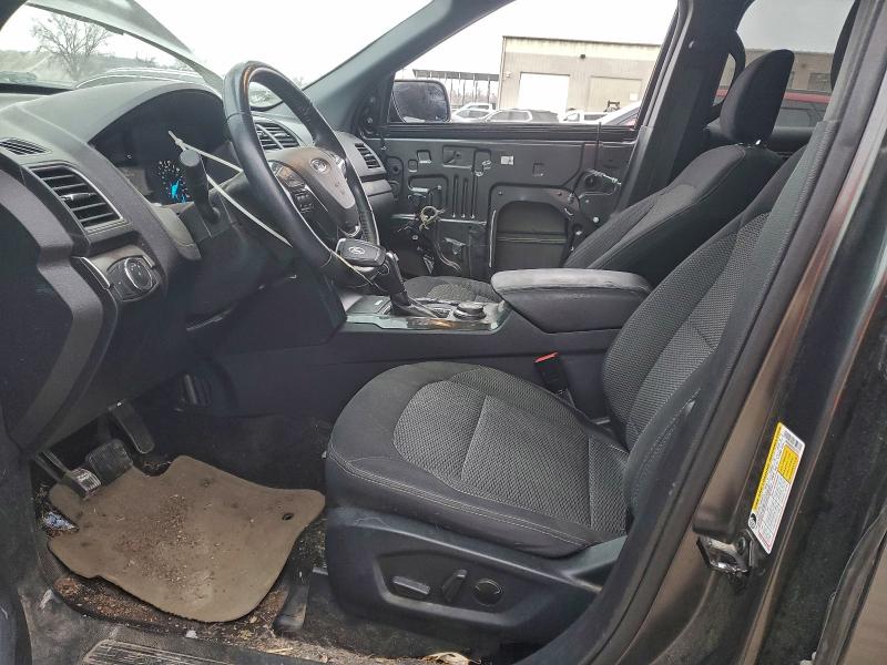 Фото 7 - FORD EXPLORER