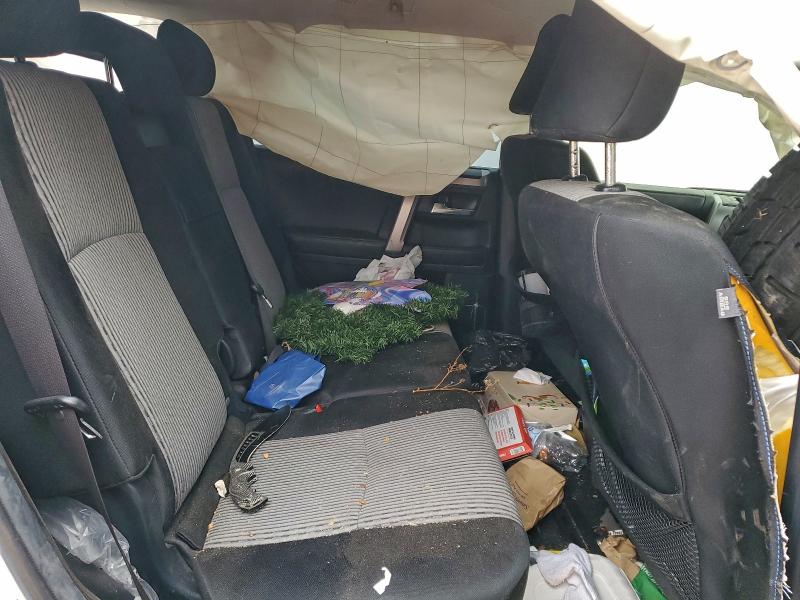 Фото 11 - TOYOTA 4RUNNER