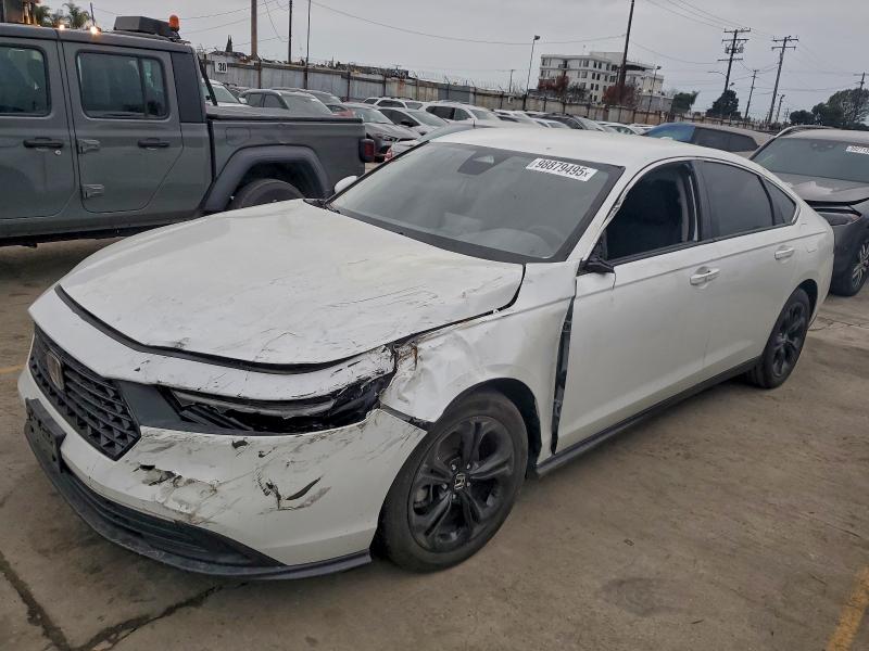 Фото 1 - HONDA ACCORD