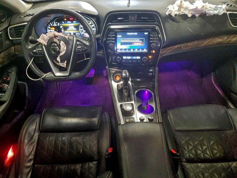 Фото 8 - NISSAN MAXIMA