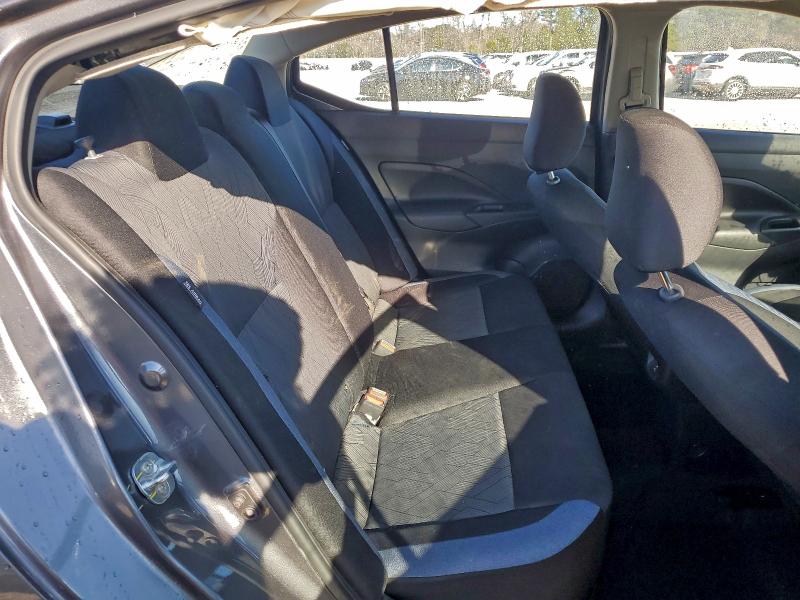 Фото 10 - NISSAN VERSA