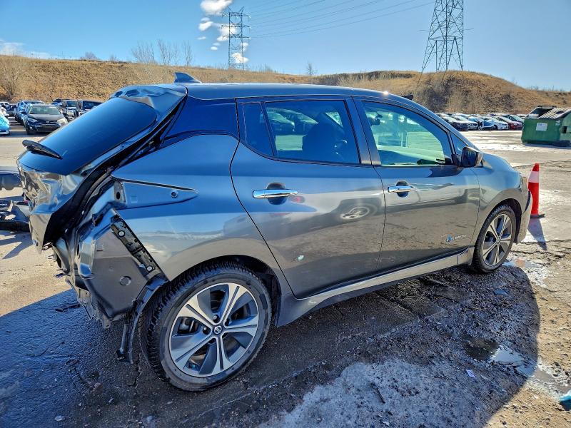 Фото 3 - NISSAN LEAF