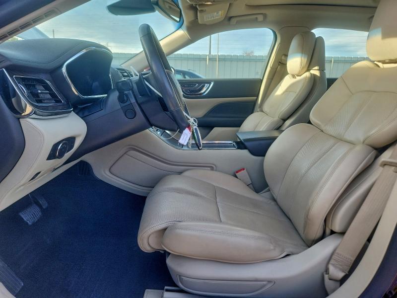 Фото 7 - LINCOLN CONTINENTL