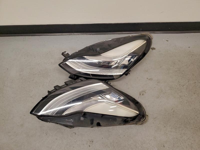 Фото 12 - TESLA MODEL 3