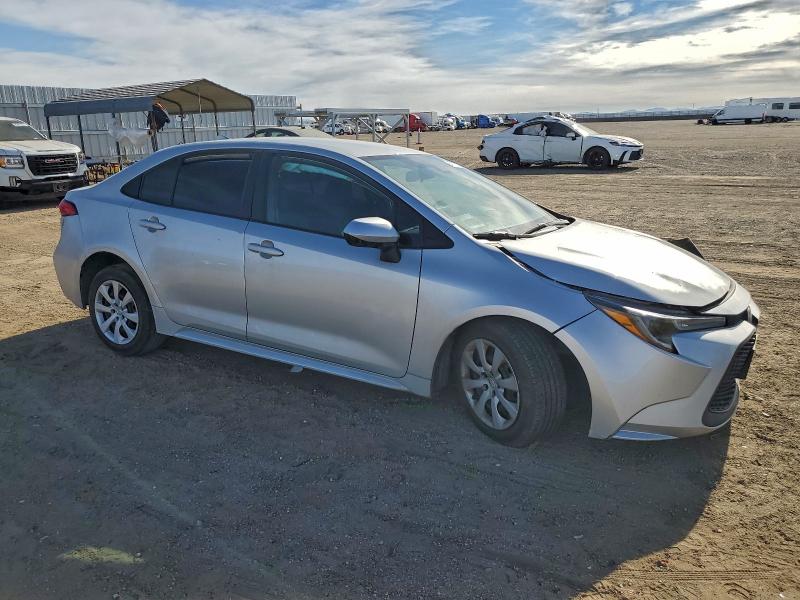 Фото 4 - TOYOTA COROLLA