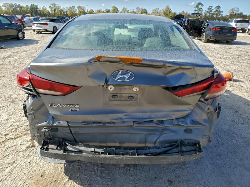 Фото 6 - HYUNDAI ELANTRA