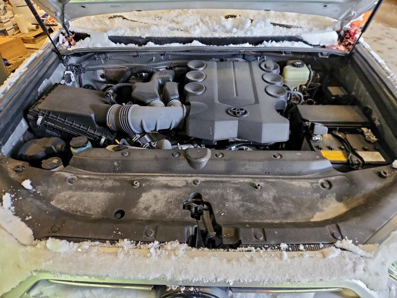 Фото 11 - TOYOTA 4RUNNER