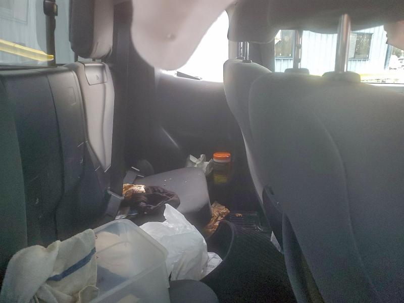 Фото 10 - TOYOTA TACOMA