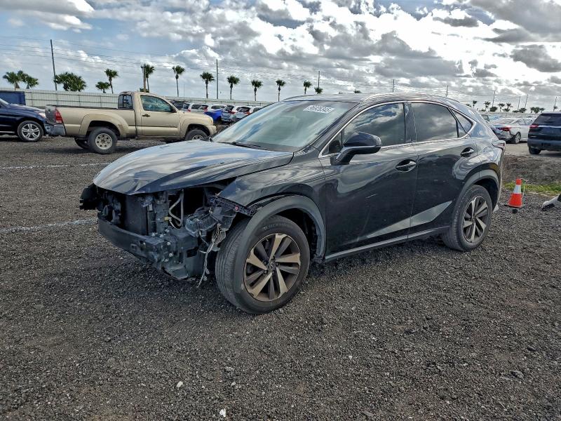 Фото 1 - LEXUS NX