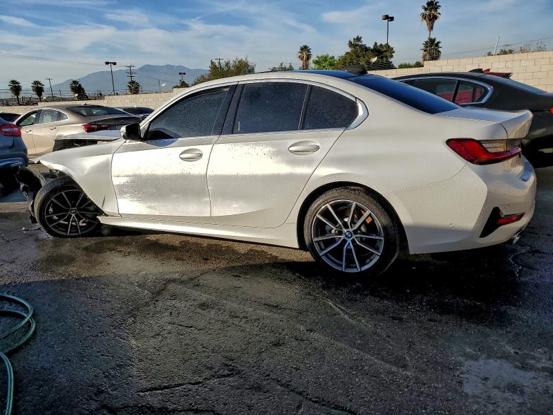 Фото 2 - BMW 3 SERIES