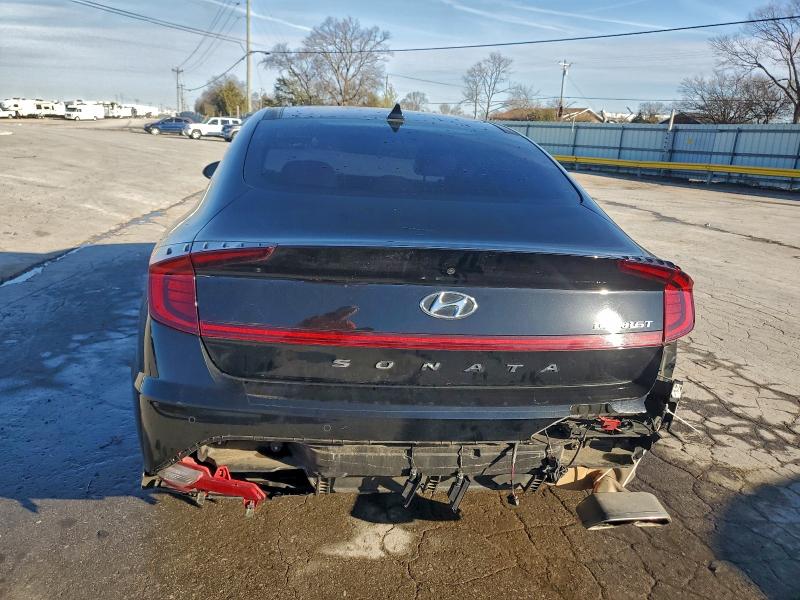 Фото 6 - HYUNDAI SONATA