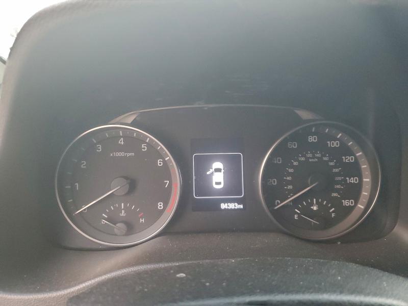 Фото 9 - HYUNDAI ELANTRA