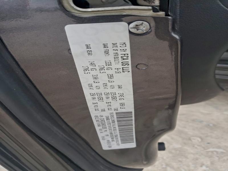 Фото 13 - DODGE CARAVAN