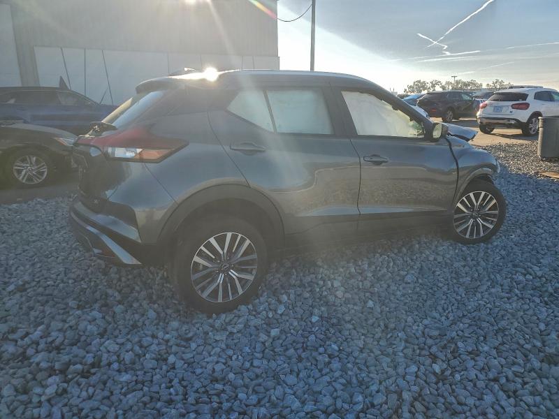 Фото 3 - NISSAN KICKS