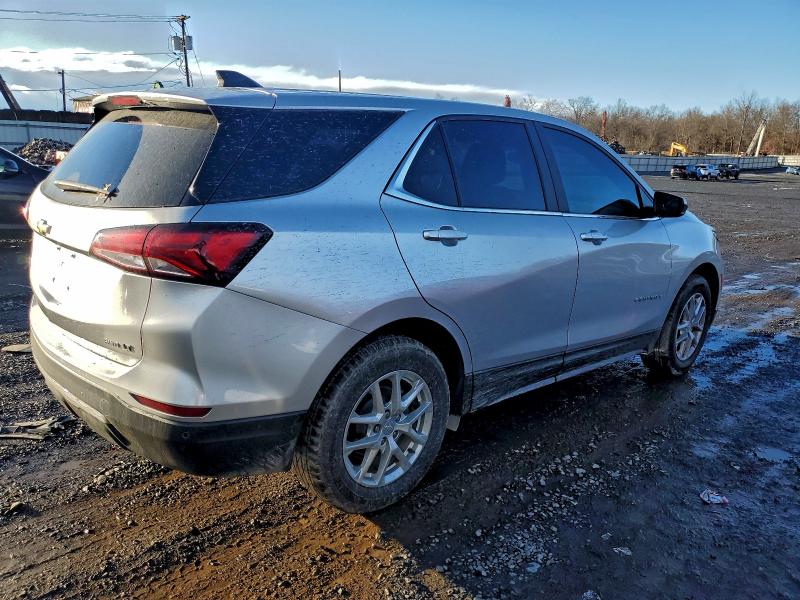 Фото 3 - CHEVROLET EQUINOX