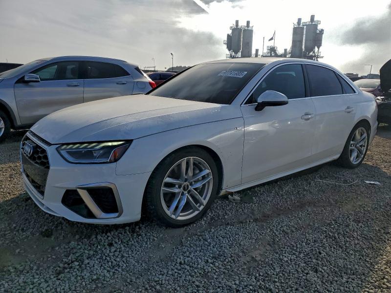 Фото 1 - AUDI A4