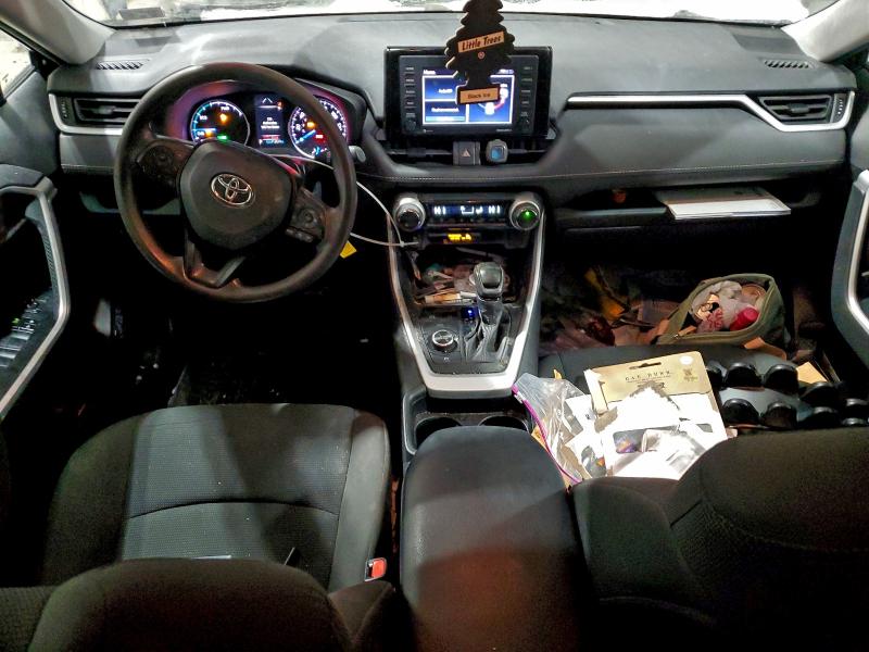 Фото 8 - TOYOTA RAV4