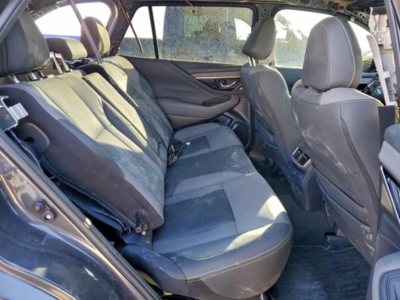 Фото 11 - SUBARU OUTBACK