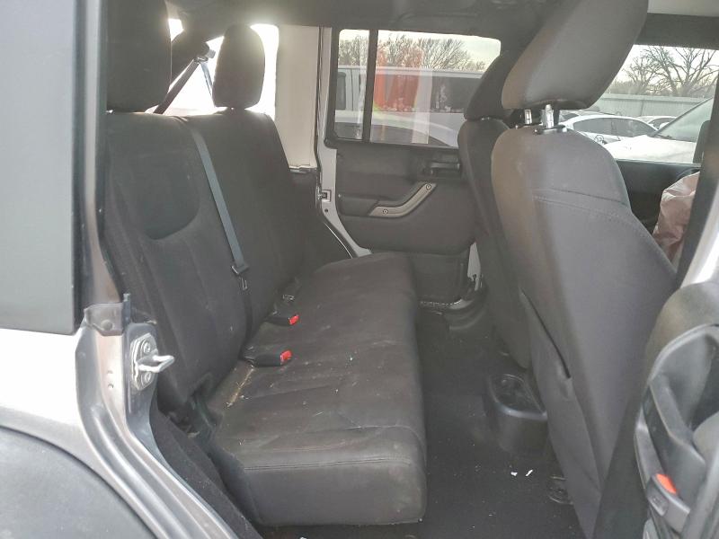 Фото 10 - JEEP WRANGLER